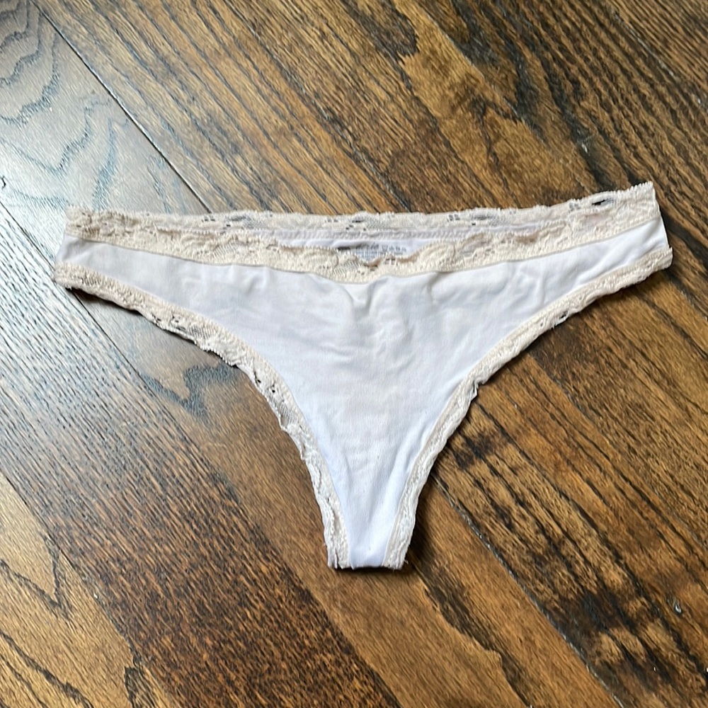 Aerie Nude Underwear Size M